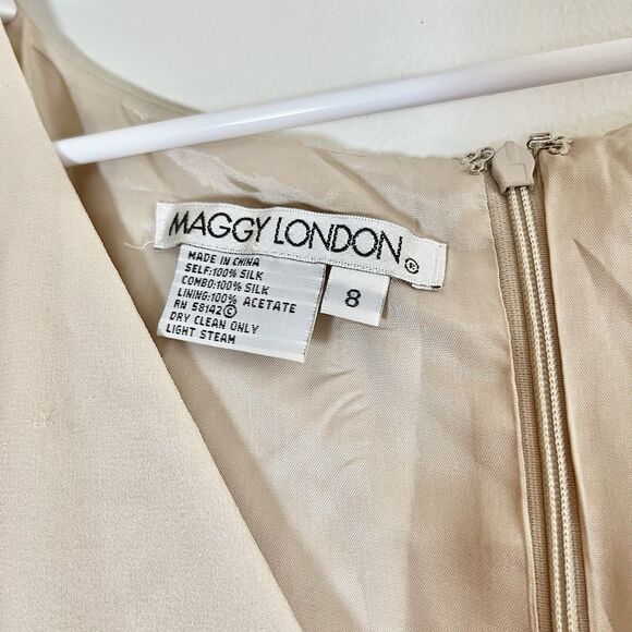 Maggy london V Neck silk dress fairy Sz 8 Summer Ruffle - Picture 3 of 9